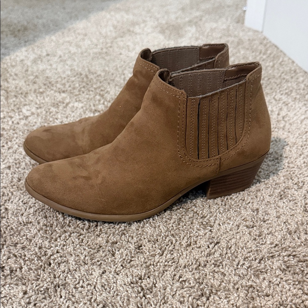 Women's Tan Ankle Boots